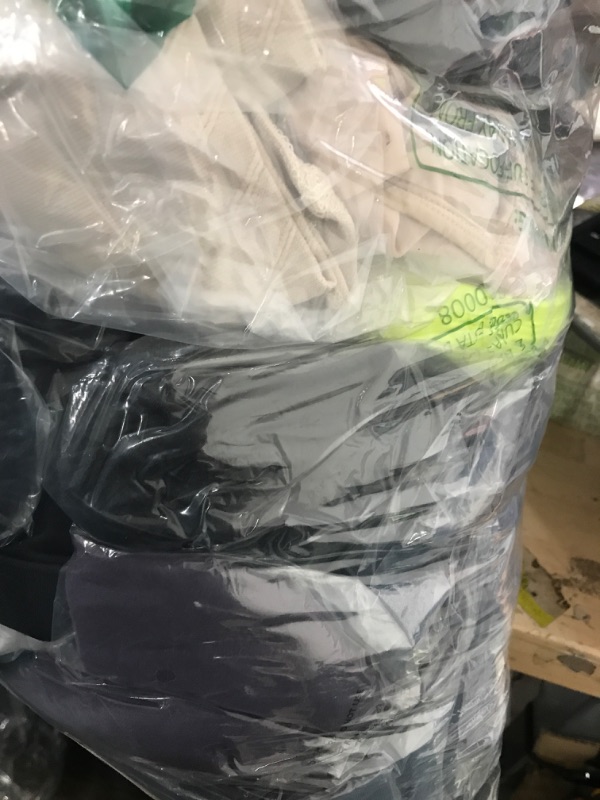 Photo 1 of 25 clothing items returns    