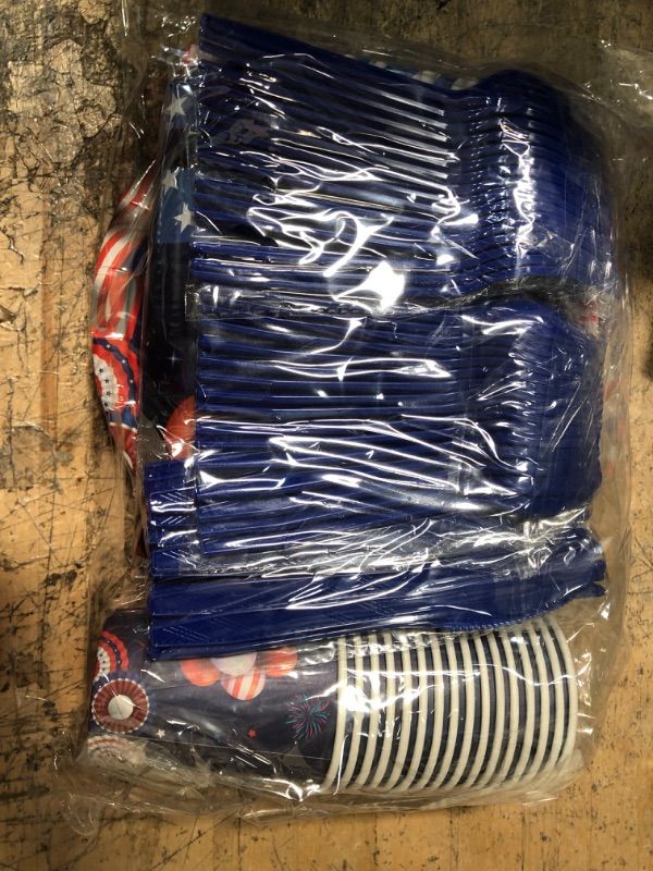 Photo 1 of 200pcs 4th of July Party Supplies Pack -Tablecloths, Plates, Napkins, Cups, Straws, Flatware Set (Serves 16), Banner, Balloons for Independence Day Party/July Fourth Patriotic Party Veterans Memorial Day Party Supplies Pack Serves 16