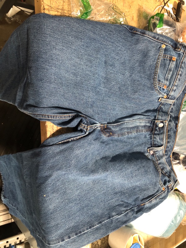 Photo 2 of LEVI STRAUSS 550 RELAXED FIT  W42X L30