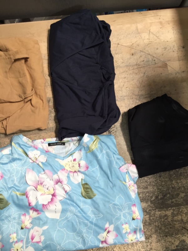 Photo 1 of bundle of assorted clothing xl, s