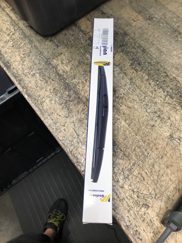 Photo 2 of QadiraQian 11 inch?11A?Rear wipers blade for 11'',Replacement for Jeep Grand Cherokee 2022-2014,Toyota Prius V 2017-2012,Matrix 2008-2003,Hyundai Accent 2022-2012,Kona 2021-2018?11 inch Rear Wiper?