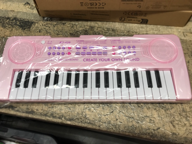 Photo 2 of 37 Key Piano Keyboard for Kids Musical Toy Piano for Kids Electric Piano Learning Educational Toys for 3 4 5 Year Old Boys Girls Christmas Birthday Gifts Purple