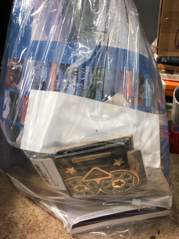 Photo 1 of 20 assorted items