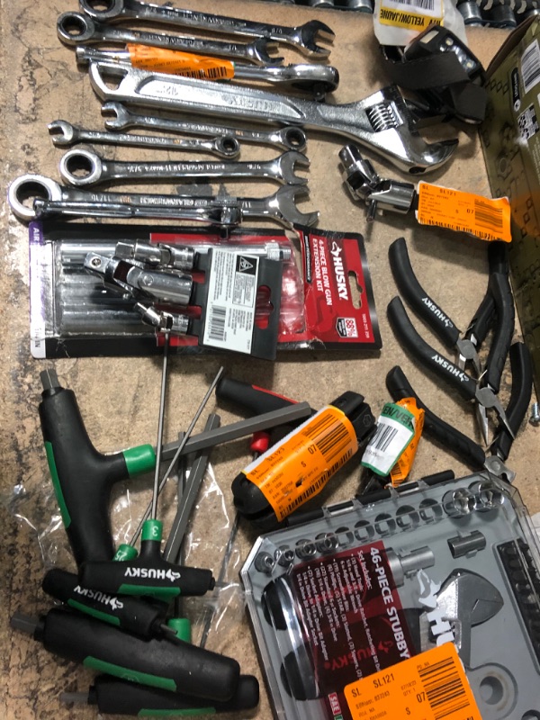 Photo 1 of 26 tool bundle