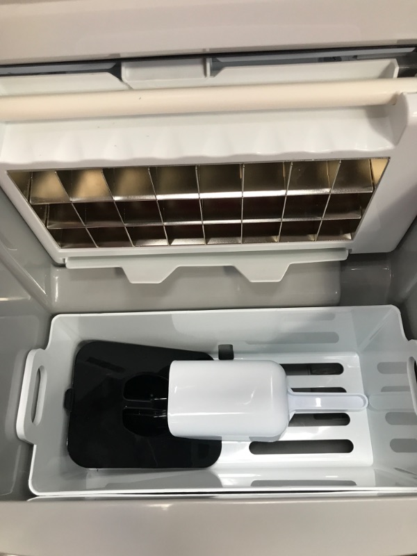 Photo 4 of ***POWERS ON*** Frigidaire EFIC452-SSBLACK XL Maker, Makes 40 Lbs. of Clear Square Ice Cubes A Day, Black Stainless & Perfect Stix Icebag10TT-100 Ice Bag with Twist Tie Enclosure, 10 lbs (Pack of 100) Maker + Ice Bag