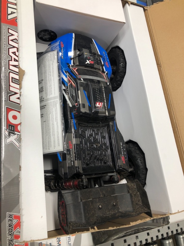 Photo 2 of ARRMA RC Truck 1/8 KRATON 6S V5 4WD BLX Speed Monster Truck with Spektrum Firma RTR, Blue, ARA8608V5T2