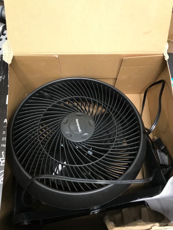 Photo 2 of 12 in. 3 Speed Whole Room Circulator Floor Fan