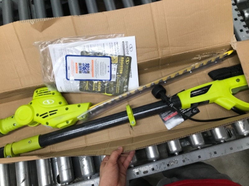 Photo 3 of **NEW**Sun Joe SJH901E 18-Inch Electric Telescoping Pole Hedge Trimmer Green Hedge Trimmer