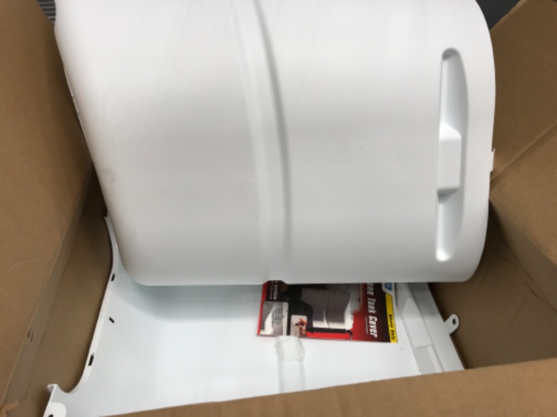 Photo 1 of Camco Mfg 40564 LP Tank Cover 20# SGL Polar Wht