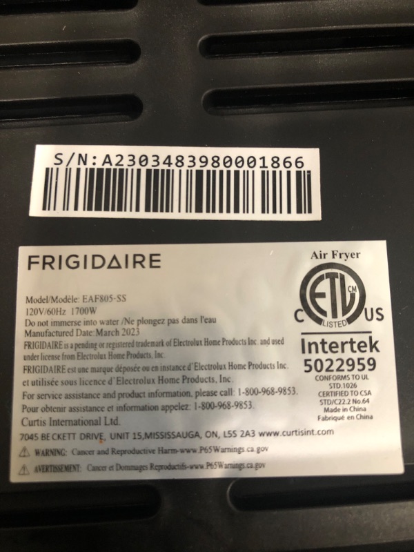 Photo 3 of "NOT FUNCTIONAL, FOR PARTS ONLY" Frigidaire EAF601-BLACK 6L Easy-to-Use Digital Air Fryer, 8.2qt, Black
