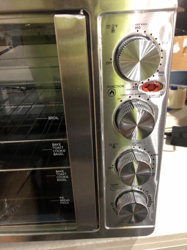 Photo 3 of * tested * works * 
Elite Gourmet ETO-4510M French Door 47.5Qt, 18-Slice Convection Oven 4-Control Knobs, 