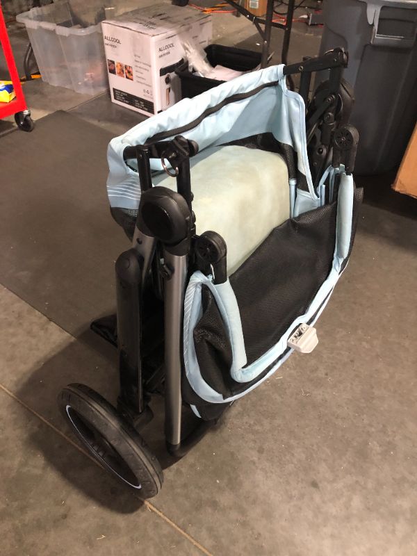 Photo 6 of ***DIFFERENT COLOR - SOILED AND DIRTY - SEE NOTES***
Ibiyaya Large Pet Stroller for One Large or Multiple Medium Dogs - Folding - FS2180-YG
