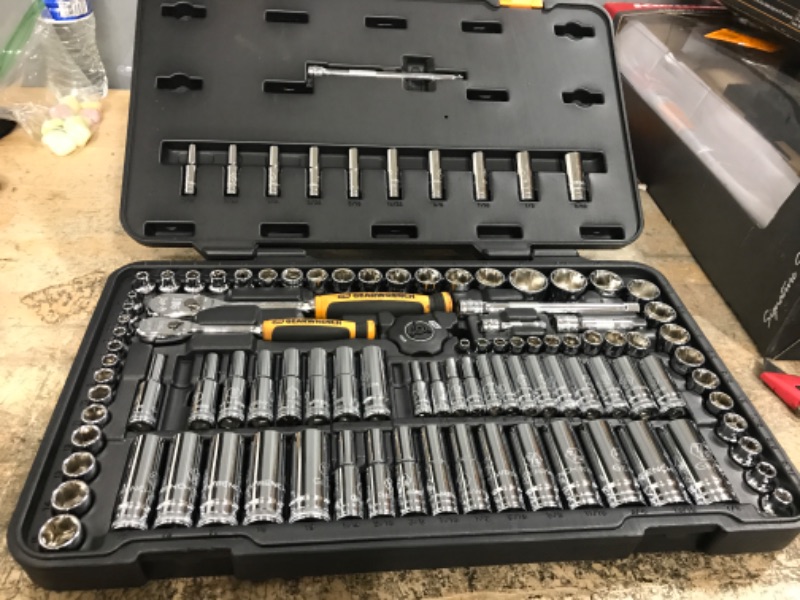 Photo 2 of 1/4 in. and 3/8 in. Drive 6-Point Standard & Deep SAE/Metric 90-Tooth Ratchet and Socket Mechanics Tool Set (106-Piece)