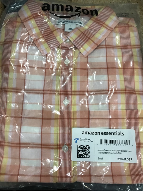 Photo 1 of Amazon Essentials Women's Classic-Fit Long-Sleeve Button-Down Poplin Shirt Small