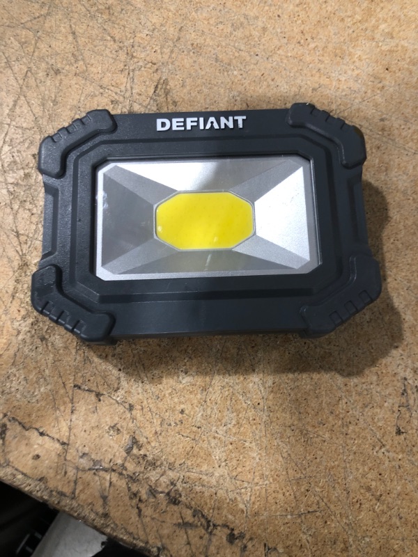 Photo 1 of 1200 Lumens Magnetic Utility Light
