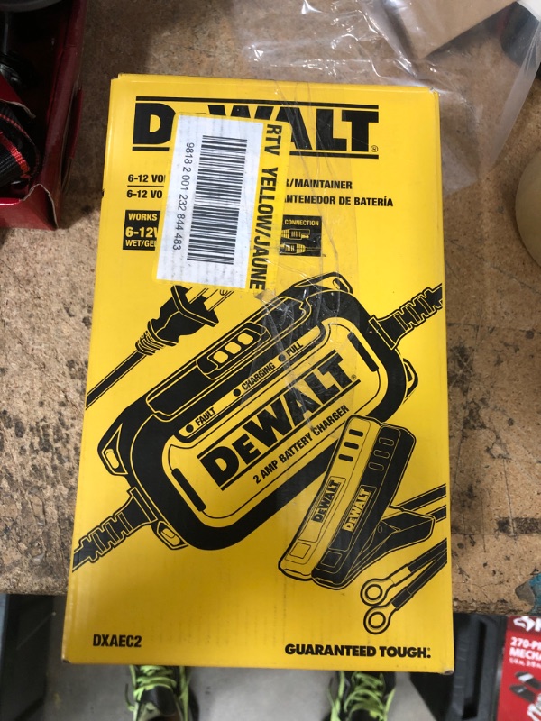 Photo 3 of * will not hold a charge *
DEWALT DXAEC2 DXAEC2 Professional 2-Amp Automotive Battery Charger and Maintainer