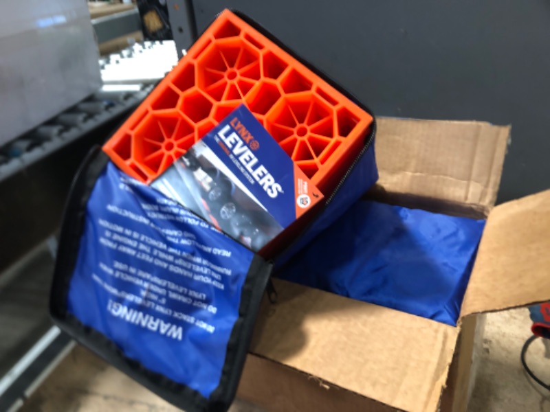 Photo 2 of Lynx Levelers 20 Pack - 00014