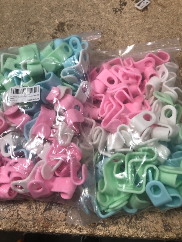 Photo 2 of 100 PCS Hanger Connector Hooks, Hangers Space Saving, Hanger Hooks, Hanger Clips for Plastic Hangers 2 Pack 