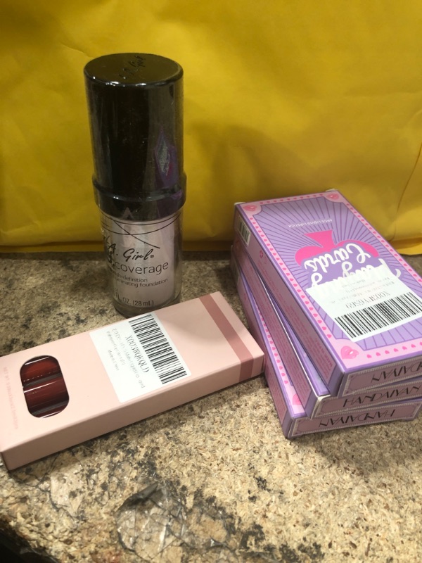 Photo 1 of 5 piece health and beauty bundle 