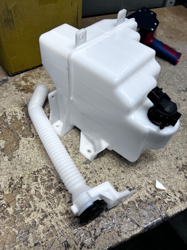 Photo 2 of Dorman 603-032 Front Washer Fluid Reservoir Compatible with Select Ford/Lincoln/Mercury Models