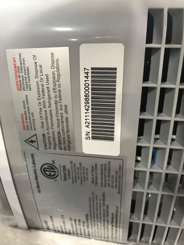 Photo 4 of ***TESTED/ POWERS ON***FRIGIDAIRE EFIC189-Silver Compact Ice Maker, 26 lb per Day, Silver (Packaging May Vary) Silver Ice Maker