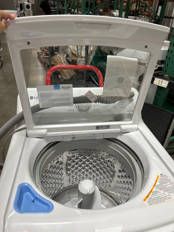 Photo 3 of LIKE NEW-LG 4.1-cu ft Agitator Top-Load Washer (White)
