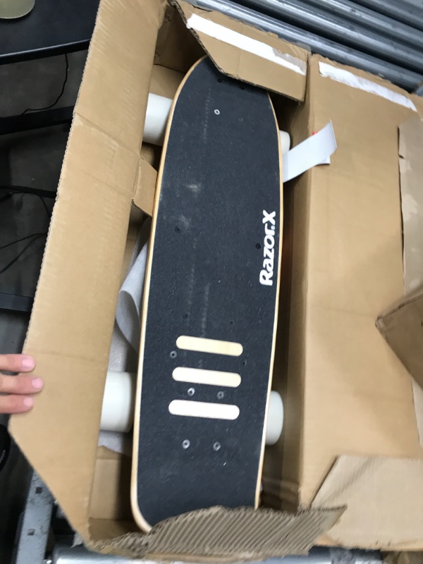 Photo 3 of **MISSING POWER CORD, UNABLE TO TEST***
RazorX Electric Skateboard Black Cruiser Skateboard Frustration-free Packaging