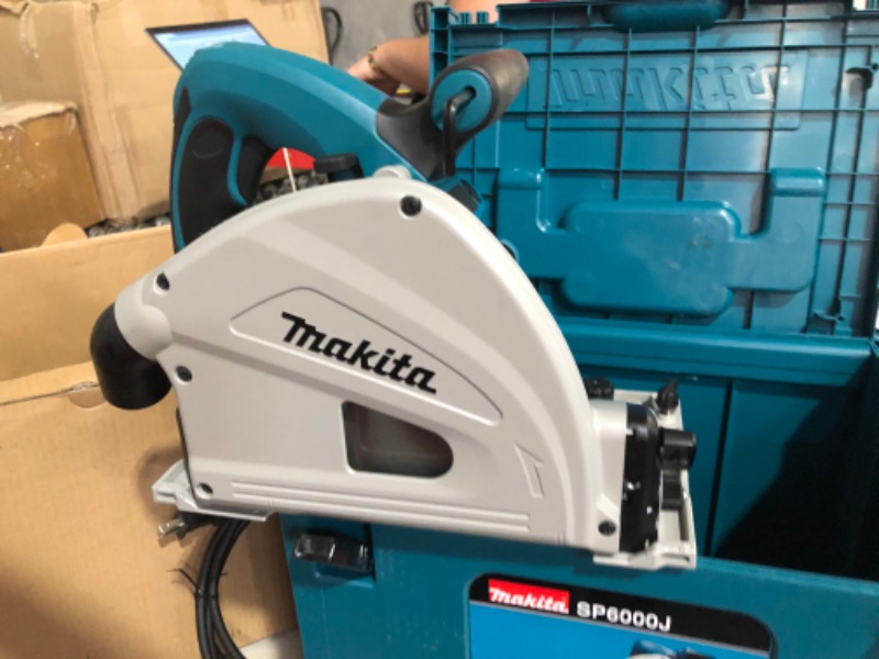 Photo 3 of *MISSING GUARD RAIL*
Makita SP6000J1 6-1/2" Plunge Circular Saw Kit, BLUE