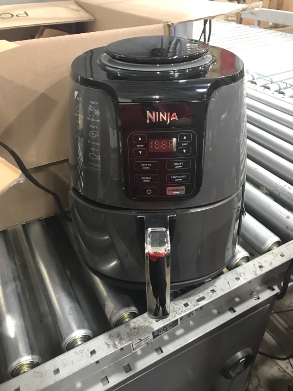 Photo 2 of *PARTS ONLY* Ninja AF101 Air Fryer that Crisps, Roasts, Reheats, & Dehydrates, for Quick, Easy Meals, 4 Quart Capacity, & High Gloss Finish, Grey