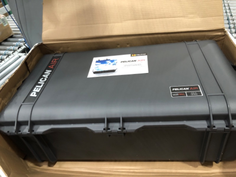 Photo 2 of Pelican Air 1615 Travel Case - Suitcase Luggage (Black)