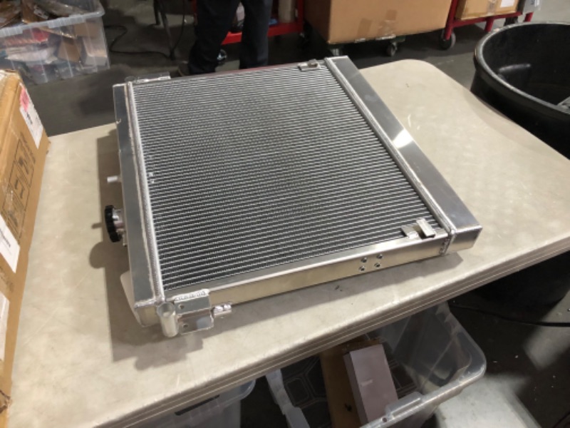 Photo 4 of ***USED - MIGHT BE MISSING PARTS***
Tepilauda Full Aluminum Radiator compatible with 2006-2012 Chevy GMC Hummer Colorado Canyon H3 H3T 3 Row Core Radiator