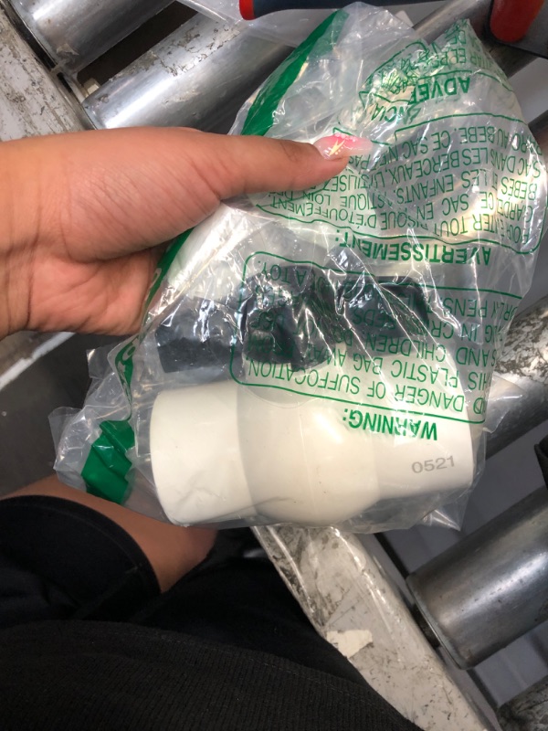 Photo 1 of American Valve P200 1 1/2" PVC Ball Valve IPS Schedule 40, 1-1/2-Inch,White 1.5 Inch