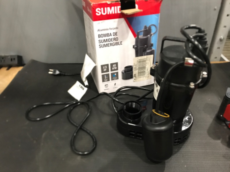 Photo 2 of Utilitech 0.33-HPAluminum Submersible Sump Pump 148010