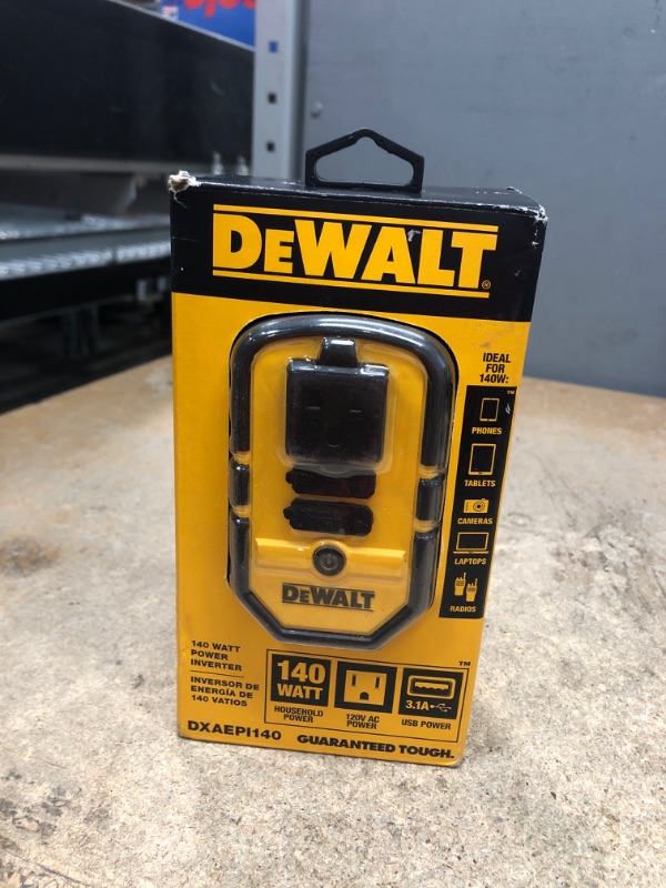 Photo 2 of DeWalt Power Inverter Dxaepi140