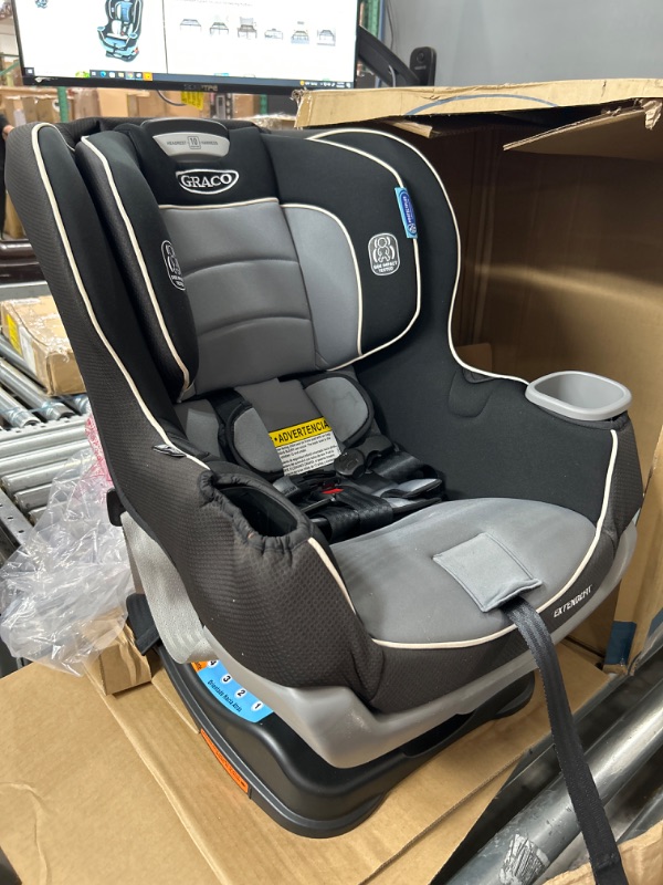 Photo 2 of *USED* Graco Extend2Fit Convertible Car Seat, Gotham