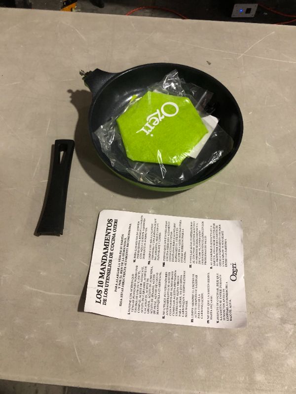 Photo 3 of ***HANDLE BROKEN OFF - SEE PICTURES***
10" Green Earth Frying Pan and Lid Set by Ozeri