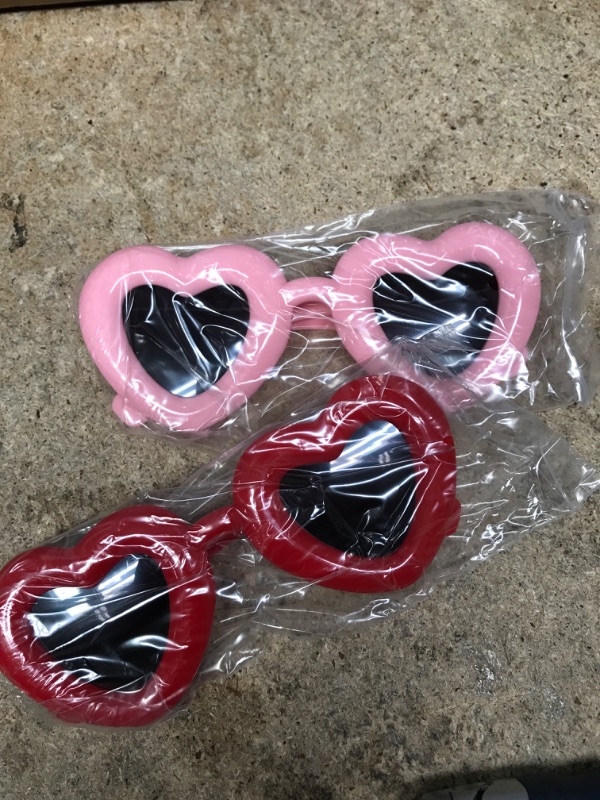 Photo 1 of **THREE PACK** RTBOFY Inflated Sunglasses Heart Shaped Sunglasses for Women, Trendy Vintage Glasses Fashion Sunglasses for Party Favor Pink+red