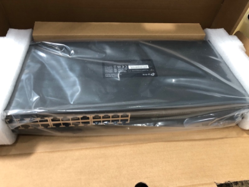 Photo 2 of TP-Link TL-SG1024 24-Port Gigabit Rackmount Switch