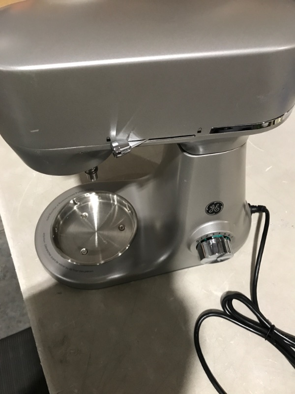 Photo 3 of * broken pieces * will not power on * sold for parts * or repair *
GE Tilt-Head Electric Stand Mixer | 7-Speed, 350-Watt Motor | Includes 5.3-Quart Bowl, 