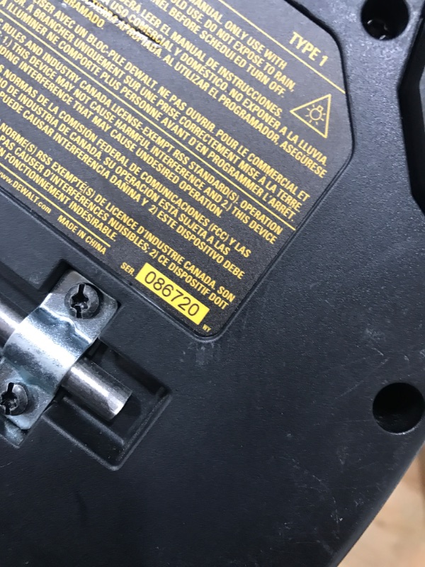 Photo 1 of (PARTS ONLY)DEWALT 20V MAX* LED Work Light, Tool Only (DCL074)