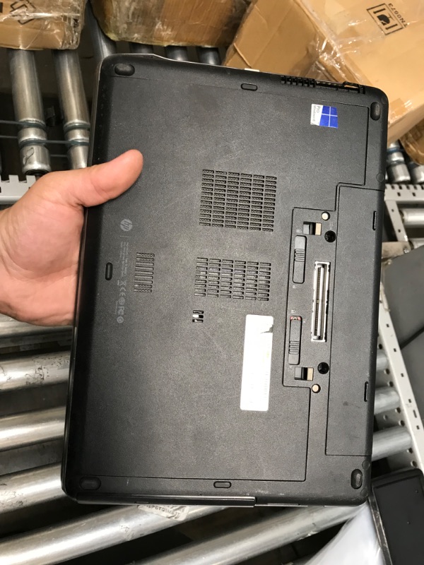 Photo 3 of parts only unable to verify internal hardware 
 HP ProBook 640 G2 Laptop 14" Intel Core i3 6100U 2.3GHZ 8GB DDR4 Ram 500GB HDD Win 10 Pro
