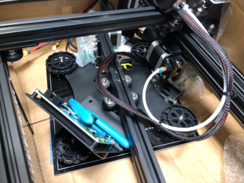 Photo 6 of **Missing Parts* Official Creality Ender 3 3D Printer Fully Open Source with Resume Printing All Metal Frame FDM DIY Printers 220x220x250mm
