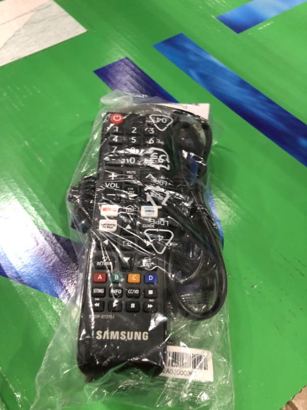 Photo 4 of SAMSUNG 32-inch Class LED Smart FHD TV 1080P (UN32N5300AFXZA, 2018 Model)