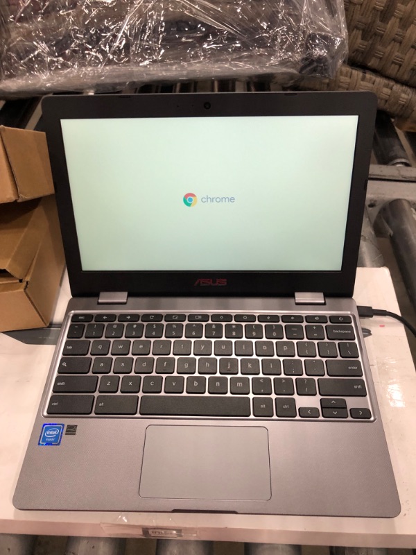 Photo 4 of ASUS Chromebook 11.6" CX22NA-BCLN4
