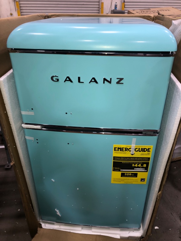 Photo 3 of *BOTTOM BARELY GETS COLD// TOP GETS COLD** Galanz GLR31TBEER Retro Compact Refrigerator with Freezer Mini Fridge with Dual Doors, Adjustable Mechanical Thermostat, 3.1 Cu FT, Blue
