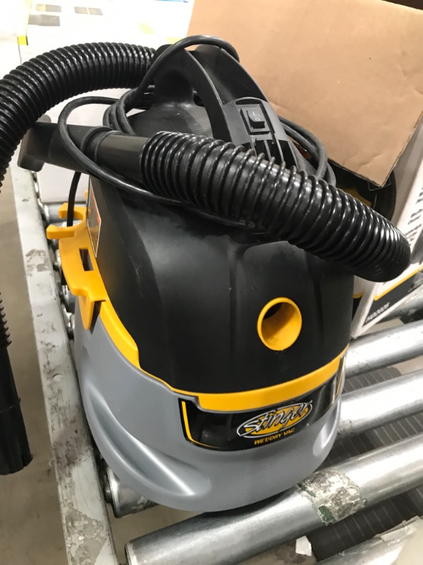 Photo 2 of * item does not power on * sold for parts *
Stinger 2.5 Gal. 1.75-Peak HP Compact Wet/Dry Shop Vacuum with Filter Bag, Hose and Accessories