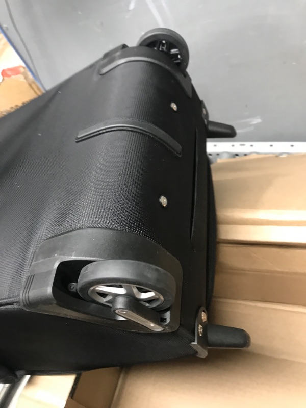 Photo 6 of * used item * see all images * 
Travelpro Crew Versapack Softside Expandable Spinner Wheel Luggage, Jet Black, Carry-On 21-Inch