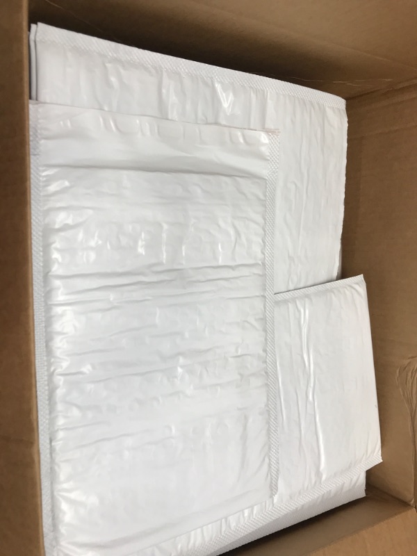 Photo 2 of StarBoxes 100 Poly Bubble Mailer Bags 8.5x14.5" - #3 Pouches Envelopes White Self-Sealing (PBM385145100)