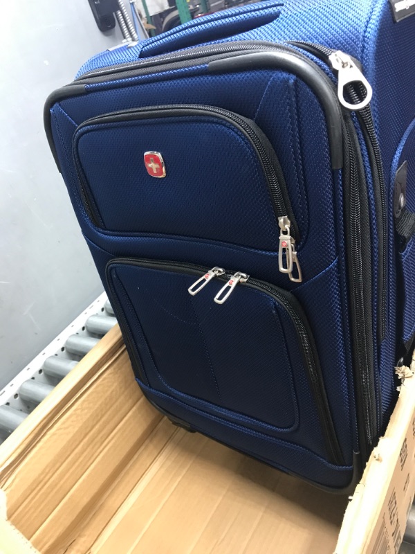 Photo 1 of [READ NOTES]
SwissGear Sion Softside Expandable Roller Luggage, Blue, Carry-On 21-Inch
