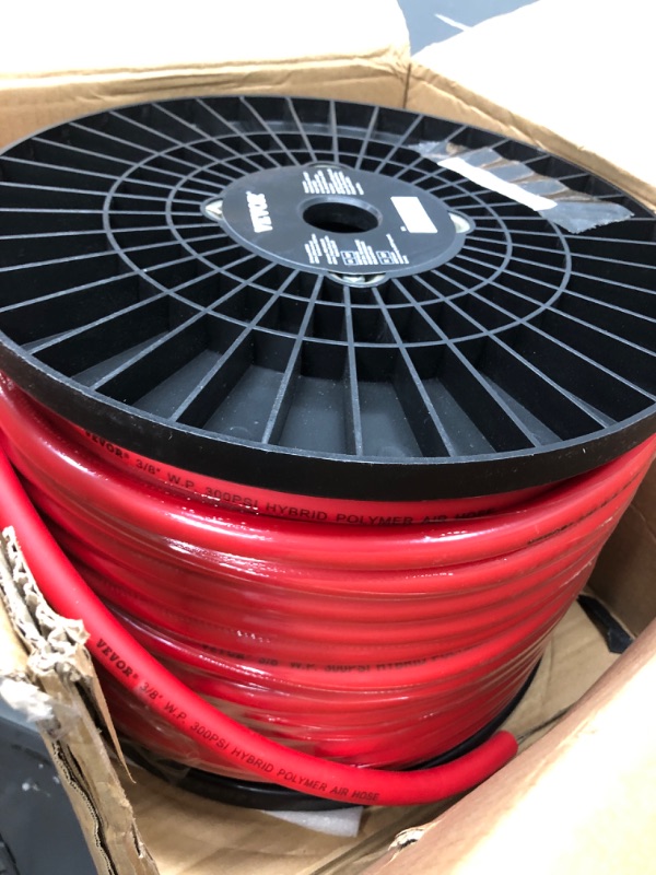 Photo 2 of VEVOR Air Hose, 1/2 inch x 250 ft, 300 PSI Heavy Duty, Lightweight PVC/Rubber Hybrid Air Compressor Hose, Kink Resistant All-Weather Flexibility, Bulk Plastic Spool